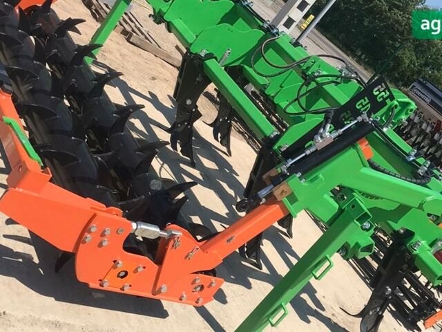 ГАЗ 3110 Волга, об'ємом двигуна 2.45 л та пробігом 0 тис. км за 10405 $, фото 23 на Automoto.ua