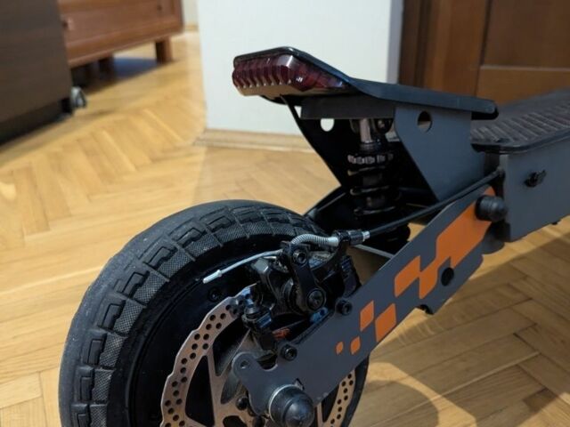 ГАЗ 3110 Волга, об'ємом двигуна 2.45 л та пробігом 0 тис. км за 441 $, фото 7 на Automoto.ua