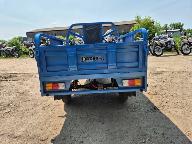 ГАЗ 3110 Волга, об'ємом двигуна 2.45 л та пробігом 0 тис. км за 1750 $, фото 2 на Automoto.ua