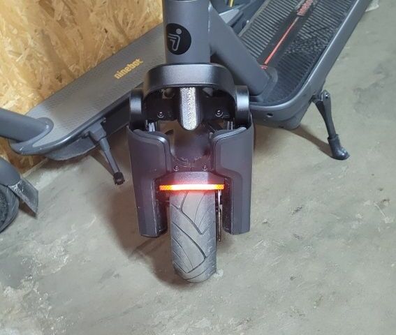 ГАЗ 3110 Волга, объемом двигателя 2.45 л и пробегом 0 тыс. км за 1071 $, фото 3 на Automoto.ua