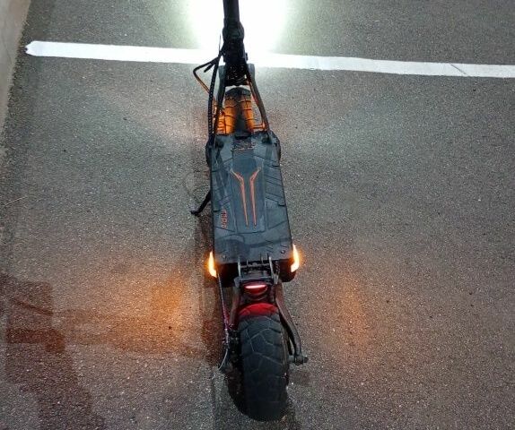 ГАЗ 3110 Волга, об'ємом двигуна 2.45 л та пробігом 0 тис. км за 454 $, фото 5 на Automoto.ua