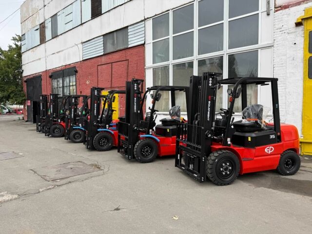 ГАЗ 3110 Волга, объемом двигателя 2.45 л и пробегом 0 тыс. км за 21900 $, фото 4 на Automoto.ua