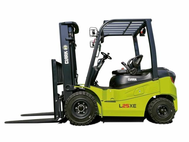 ГАЗ 3110 Волга, объемом двигателя 2.45 л и пробегом 0 тыс. км за 50461 $, фото 1 на Automoto.ua