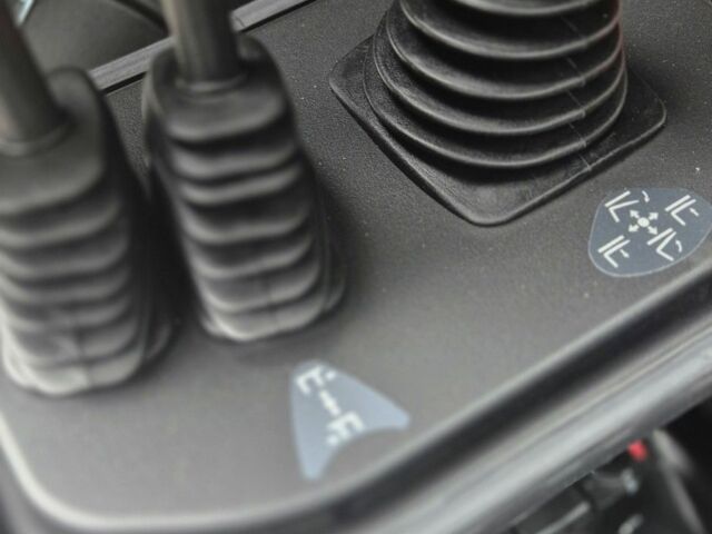 ГАЗ 3110 Волга, объемом двигателя 2.45 л и пробегом 0 тыс. км за 31586 $, фото 2 на Automoto.ua