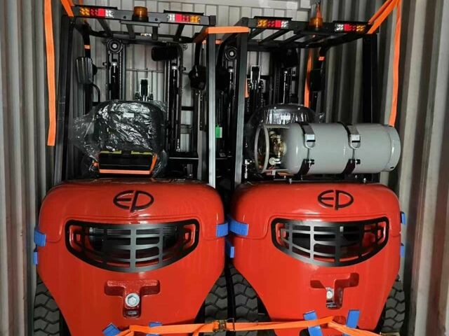 ГАЗ 3110 Волга, объемом двигателя 2.45 л и пробегом 0 тыс. км за 21900 $, фото 2 на Automoto.ua