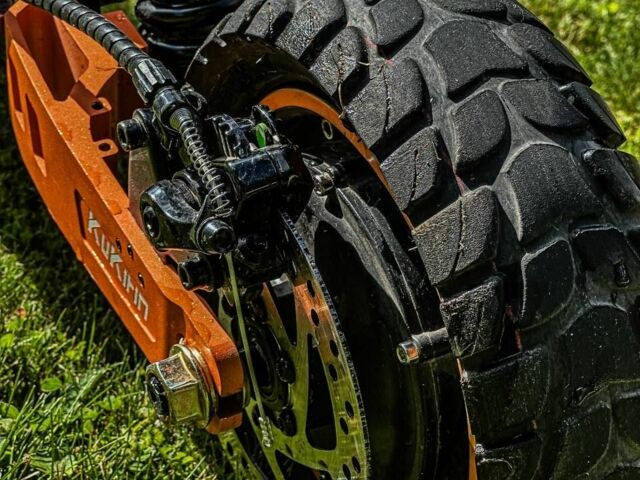 ГАЗ 3110 Волга, об'ємом двигуна 2.45 л та пробігом 0 тис. км за 645 $, фото 6 на Automoto.ua