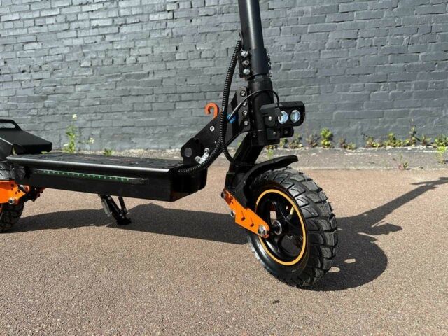 ГАЗ 3110 Волга, об'ємом двигуна 2.45 л та пробігом 0 тис. км за 565 $, фото 5 на Automoto.ua