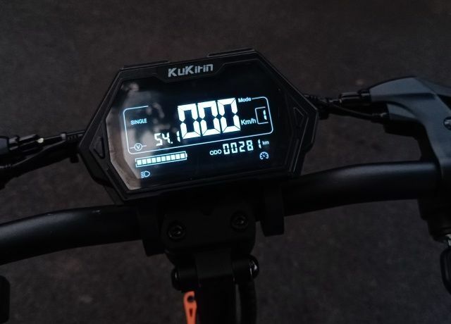 ГАЗ 3110 Волга, объемом двигателя 2.45 л и пробегом 0 тыс. км за 481 $, фото 7 на Automoto.ua