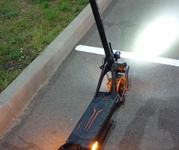 ГАЗ 3110 Волга, об'ємом двигуна 2.45 л та пробігом 0 тис. км за 454 $, фото 2 на Automoto.ua