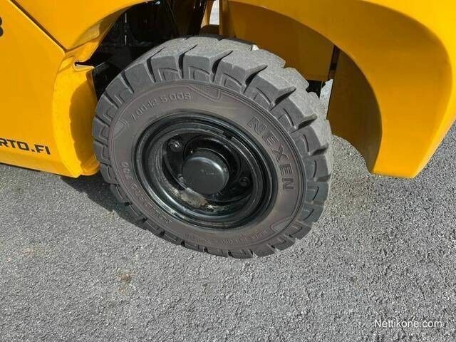 ГАЗ 3110 Волга, об'ємом двигуна 2.45 л та пробігом 0 тис. км за 67800 $, фото 6 на Automoto.ua