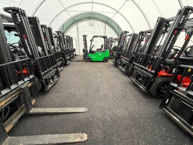 ГАЗ 3110 Волга, объемом двигателя 2.45 л и пробегом 0 тыс. км за 21900 $, фото 15 на Automoto.ua