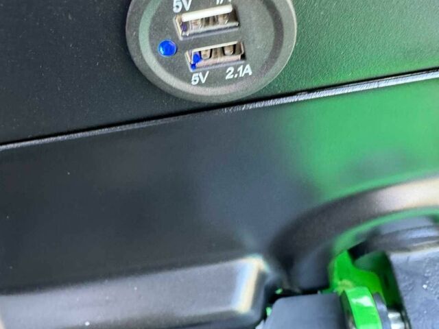 ГАЗ 3110 Волга, объемом двигателя 2.45 л и пробегом 0 тыс. км за 78126 $, фото 3 на Automoto.ua