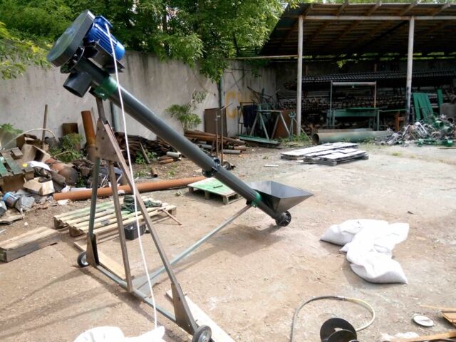 ГАЗ 3110 Волга, об'ємом двигуна 2.45 л та пробігом 0 тис. км за 120 $, фото 6 на Automoto.ua