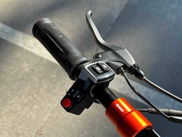 ГАЗ 3110 Волга, об'ємом двигуна 2.45 л та пробігом 0 тис. км за 429 $, фото 4 на Automoto.ua