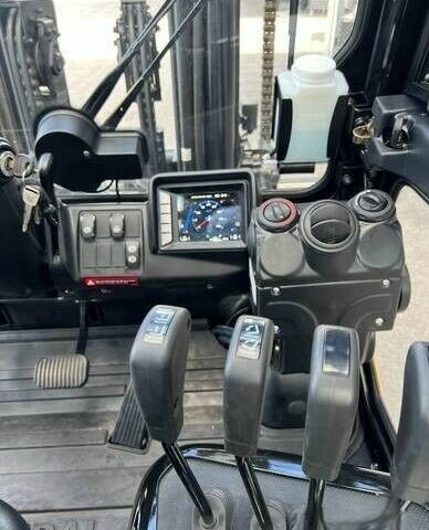 ГАЗ 3110 Волга, об'ємом двигуна 2.45 л та пробігом 0 тис. км за 67800 $, фото 4 на Automoto.ua