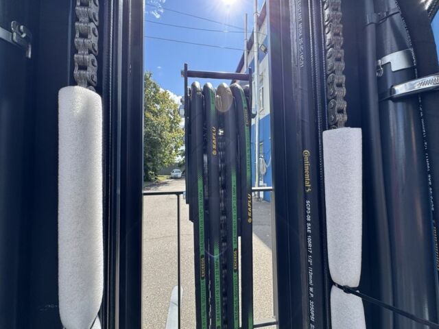 ГАЗ 3110 Волга, объемом двигателя 2.45 л и пробегом 0 тыс. км за 29751 $, фото 18 на Automoto.ua