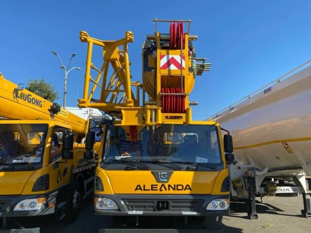 ГАЗ 3110 Волга, объемом двигателя 2.45 л и пробегом 0 тыс. км за 163500 $, фото 4 на Automoto.ua