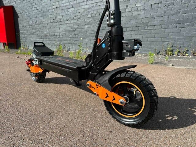 ГАЗ 3110 Волга, об'ємом двигуна 2.45 л та пробігом 0 тис. км за 565 $, фото 2 на Automoto.ua