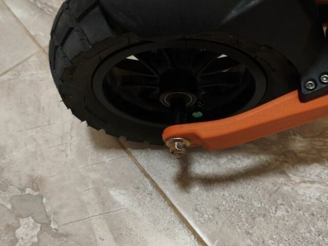 ГАЗ 3110 Волга, объемом двигателя 2.45 л и пробегом 0 тыс. км за 589 $, фото 7 на Automoto.ua