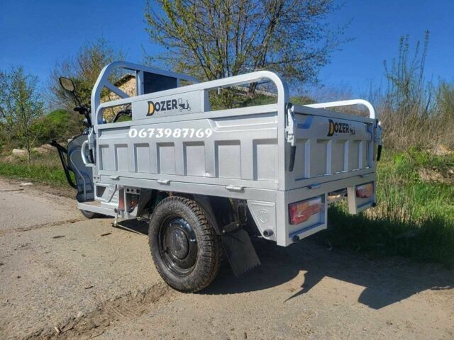 ГАЗ 3110 Волга, объемом двигателя 2.45 л и пробегом 0 тыс. км за 1999 $, фото 3 на Automoto.ua