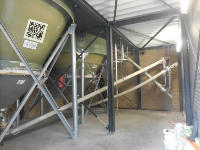 ГАЗ 3110 Волга, объемом двигателя 2.45 л и пробегом 0 тыс. км за 120 $, фото 5 на Automoto.ua