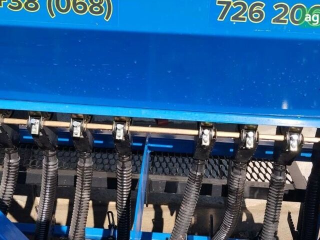 ГАЗ 3110 Волга, объемом двигателя 2.45 л и пробегом 0 тыс. км за 2147 $, фото 4 на Automoto.ua