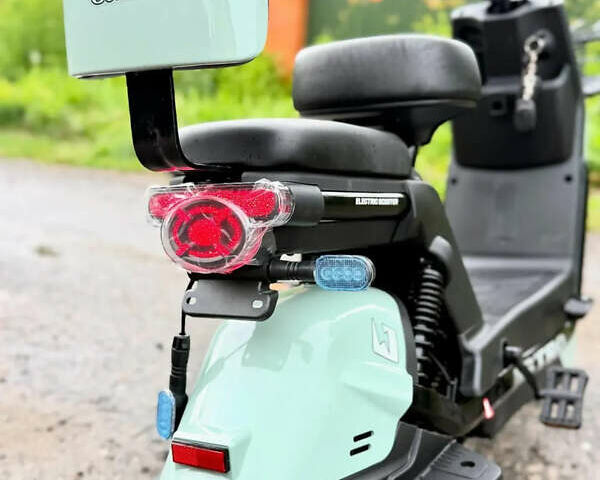 ГАЗ 3110 Волга, объемом двигателя 2.45 л и пробегом 50 тыс. км за 478 $, фото 2 на Automoto.ua