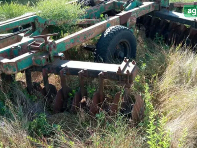 ГАЗ 3110 Волга, об'ємом двигуна 2.45 л та пробігом 0 тис. км за 2383 $, фото 3 на Automoto.ua