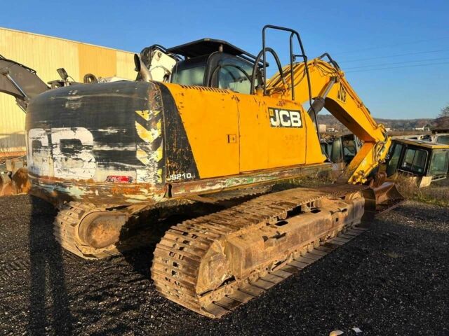 ГАЗ 3110 Волга 2008 у Кам'янське (Дніпродзержинськ) на Automoto.ua ГАЗ 3110 Волга, об'ємом двигуна 2.45 л та пробігом 0 тис. км за 43230 $, фото 3 на Automoto.ua