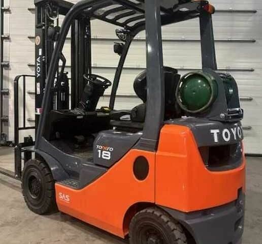 ГАЗ 3110 Волга 2014 в Киеве на Automoto.ua ГАЗ 3110 Волга, объемом двигателя 2.45 л и пробегом 0 тыс. км за 11677 $, фото 21 на Automoto.ua