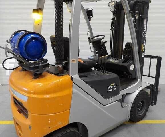 ГАЗ 3110 Волга 2014 в Киеве на Automoto.ua ГАЗ 3110 Волга, объемом двигателя 2.45 л и пробегом 0 тыс. км за 11677 $, фото 15 на Automoto.ua