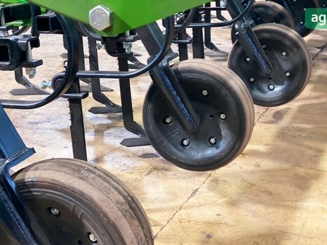 ГАЗ 3110 Волга, об'ємом двигуна 2.45 л та пробігом 0 тис. км за 17159 $, фото 11 на Automoto.ua