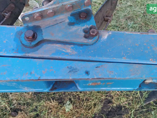 ГАЗ 3110 Волга, об'ємом двигуна 2.45 л та пробігом 0 тис. км за 3862 $, фото 9 на Automoto.ua