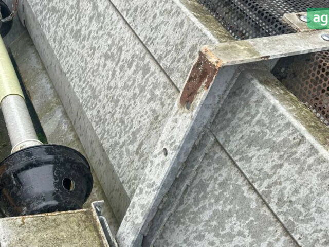 ГАЗ 3110 Волга, об'ємом двигуна 2.45 л та пробігом 0 тис. км за 10000 $, фото 8 на Automoto.ua