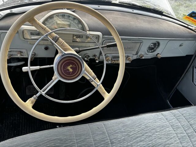 Серый ГАЗ 3110 Волга, объемом двигателя 2.4 л и пробегом 140 тыс. км за 3400 $, фото 3 на Automoto.ua