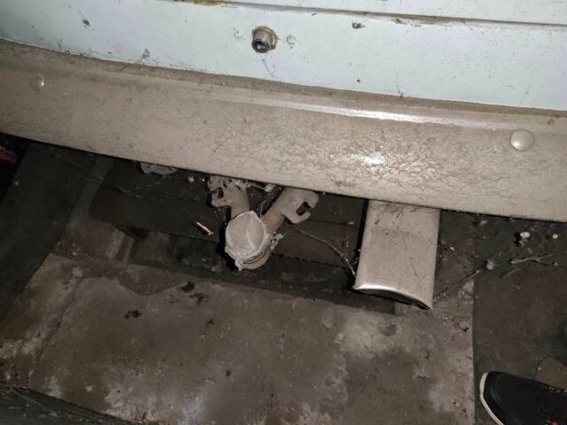 Серый ГАЗ 3110 Волга, объемом двигателя 2.45 л и пробегом 118 тыс. км за 479 $, фото 13 на Automoto.ua