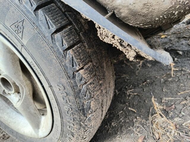 Серый ГАЗ 3110 Волга, объемом двигателя 2.5 л и пробегом 400 тыс. км за 595 $, фото 9 на Automoto.ua