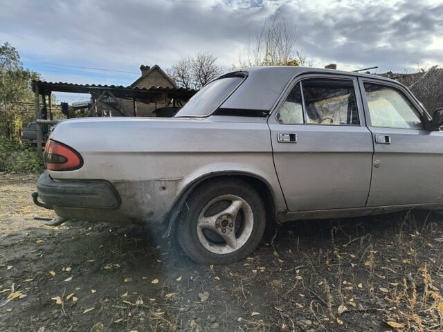 Серый ГАЗ 3110 Волга, объемом двигателя 2.5 л и пробегом 400 тыс. км за 595 $, фото 7 на Automoto.ua