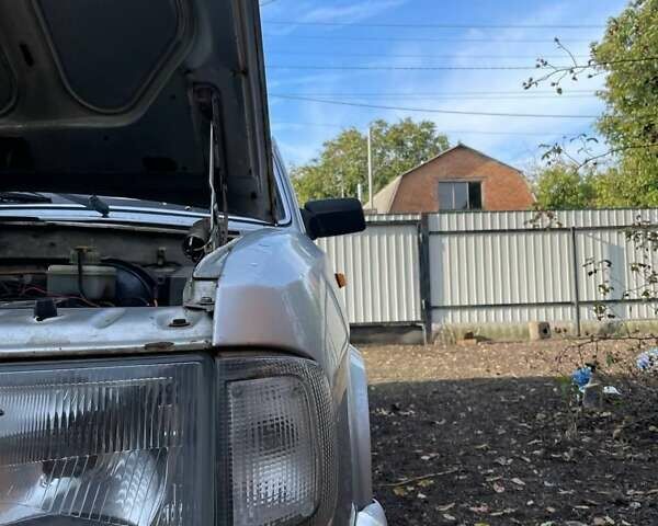 Сірий ГАЗ 3110 Волга, об'ємом двигуна 2.4 л та пробігом 168 тис. км за 800 $, фото 4 на Automoto.ua