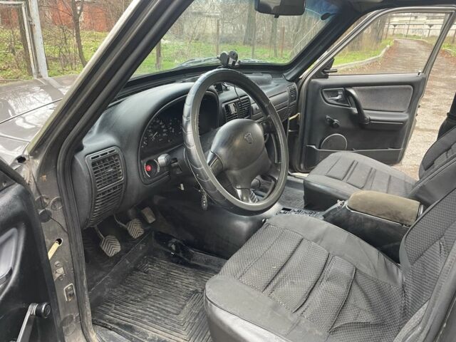 Сірий ГАЗ 3110 Волга, об'ємом двигуна 0 л та пробігом 128 тис. км за 950 $, фото 8 на Automoto.ua