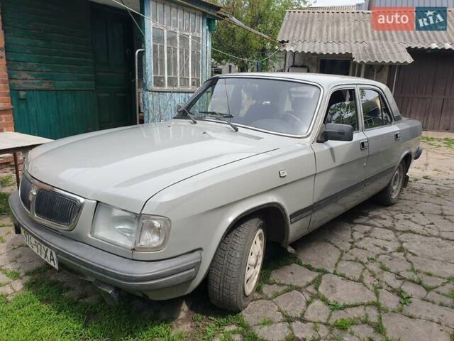 Серый ГАЗ 3110 Волга, объемом двигателя 2.4 л и пробегом 26 тыс. км за 4000 $, фото 2 на Automoto.ua