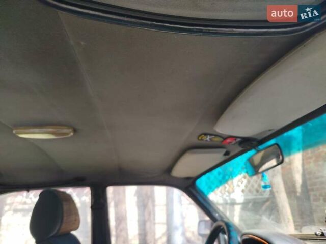 Серый ГАЗ 3110 Волга, объемом двигателя 2.4 л и пробегом 300 тыс. км за 1500 $, фото 1 на Automoto.ua