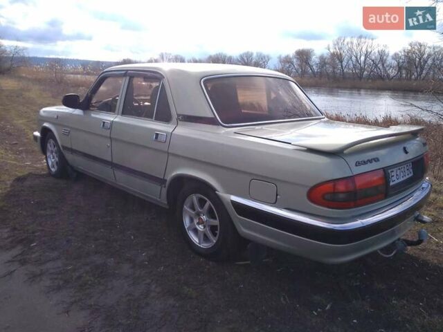 Сірий ГАЗ 3110 Волга, об'ємом двигуна 2.29 л та пробігом 150 тис. км за 2300 $, фото 7 на Automoto.ua