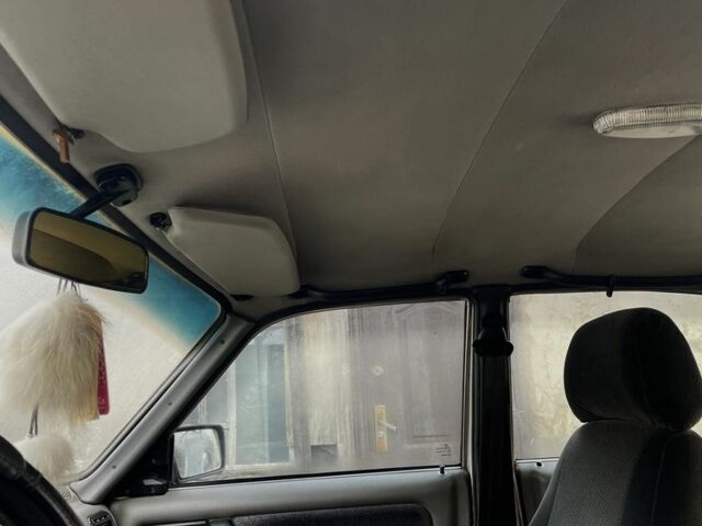 Серый ГАЗ 3110 Волга, объемом двигателя 2.4 л и пробегом 199 тыс. км за 1809 $, фото 11 на Automoto.ua