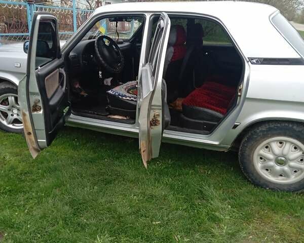 Сірий ГАЗ 3110 Волга, об'ємом двигуна 2.4 л та пробігом 58 тис. км за 2500 $, фото 11 на Automoto.ua