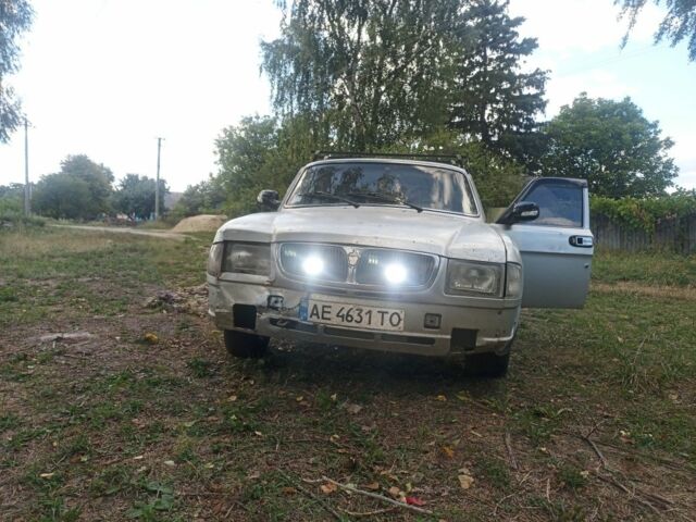 Сірий ГАЗ 3110 Волга, об'ємом двигуна 2.3 л та пробігом 138 тис. км за 900 $, фото 4 на Automoto.ua