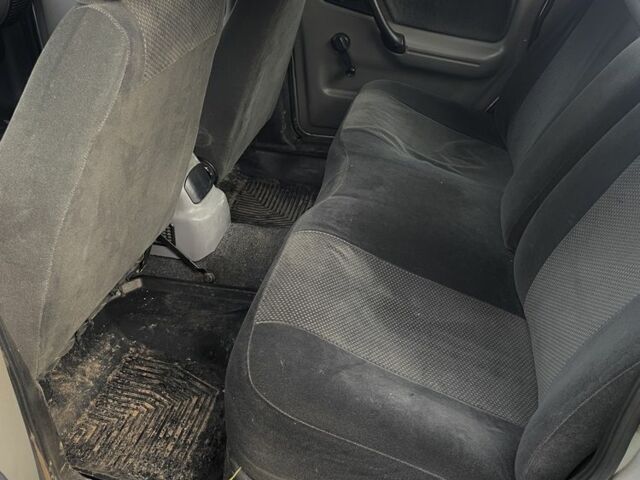 Серый ГАЗ 3110 Волга, объемом двигателя 2.4 л и пробегом 199 тыс. км за 1809 $, фото 5 на Automoto.ua