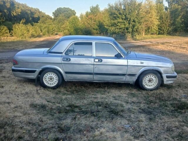 ГАЗ 3110 Волга 2003 у Умани на Automoto.ua Сірий ГАЗ 3110 Волга, об'ємом двигуна 2.3 л та пробігом 244 тис. км за 692 $, фото 5 на Automoto.ua