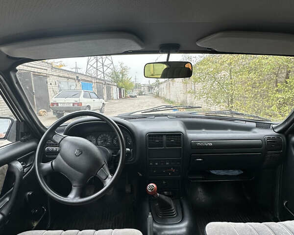 Сірий ГАЗ 3110 Волга, об'ємом двигуна 2.4 л та пробігом 20 тис. км за 3500 $, фото 10 на Automoto.ua