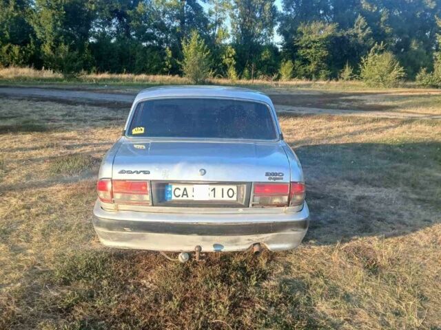 ГАЗ 3110 Волга 2003 у Умани на Automoto.ua Сірий ГАЗ 3110 Волга, об'ємом двигуна 2.3 л та пробігом 244 тис. км за 692 $, фото 3 на Automoto.ua